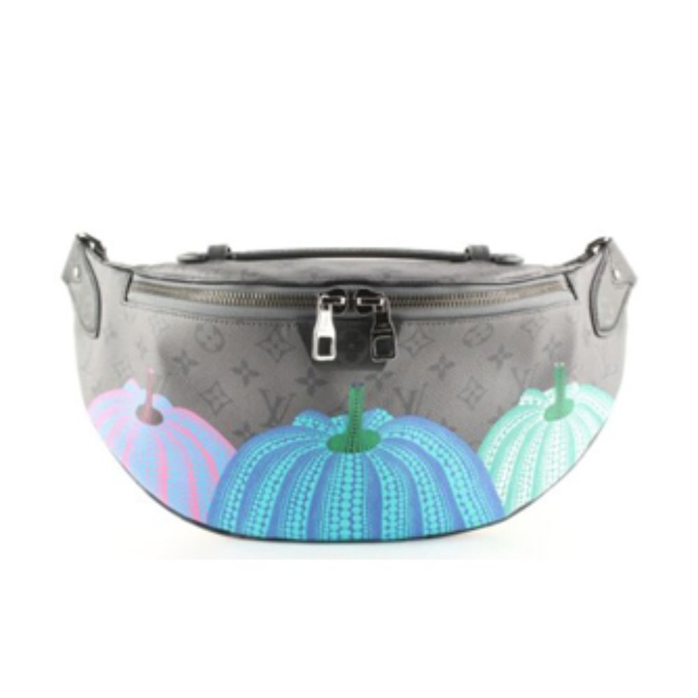 Louis Vuitton Kusama Reverse Monogram Eclipse Bumbag Maxi 3L0407C